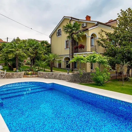 Διαμέρισμα Patricia *