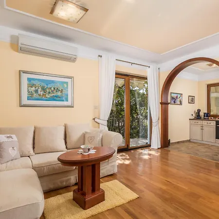 Patricia * Ριέκα