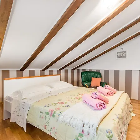 Διαμέρισμα Patricia *